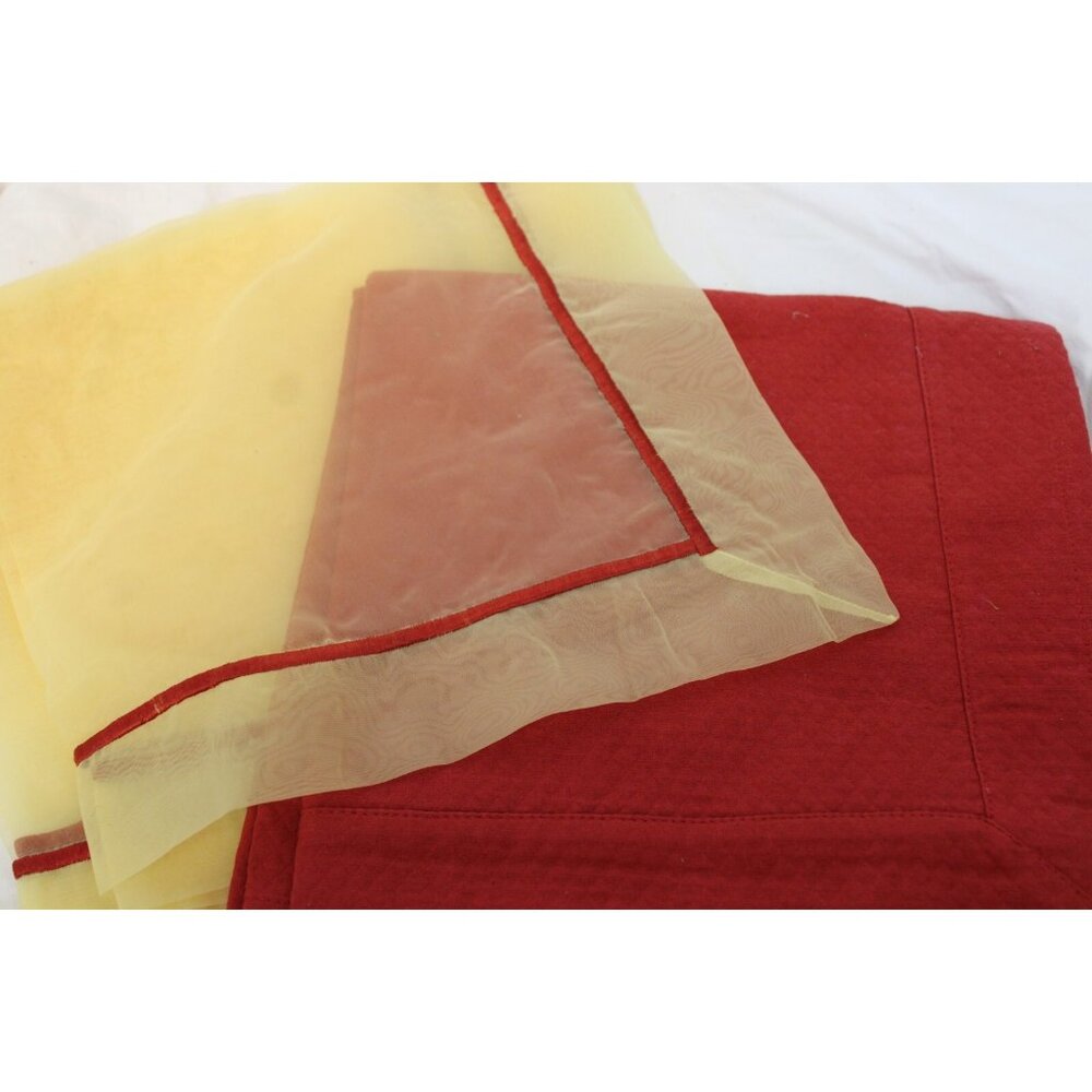 Southern Living Evanston Table Topper Cloth Linens Red Gold #40690